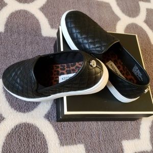 Steve Madden size 4 girl's slip on sneakers